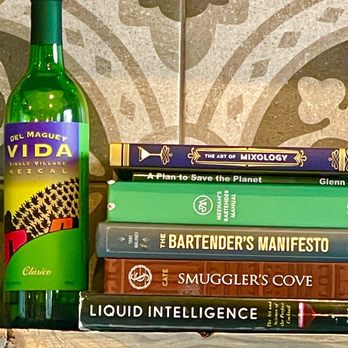 Oak Bistro - Educated Bartender. - New American Near Me - Cambridge, Massachusetts Oak Bistro - Educated Bartender. - New American Near Me - Cambridge, Massachusetts