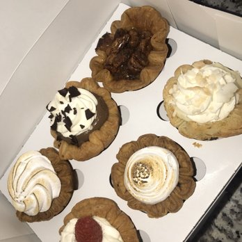 Tiny Pies - Key Lime Pie, Chocolate Cream Pie, Sweet Texas Pecan Pie, Lemon Raspberry Pie, Lemon Meringue Pie, Coconut Cream Pie - Desserts Near Me - Austin, Texas Tiny Pies - Key Lime Pie, Chocolate Cream Pie, Sweet Texas Pecan Pie, Lemon Raspberry Pie, Lemon Meringue Pie, Coconut Cream Pie - Desserts Near Me - Austin, Texas
