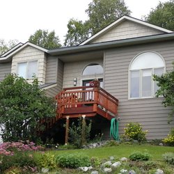 Mason's Siding & Windows - Chestnut Everlast with shake accents