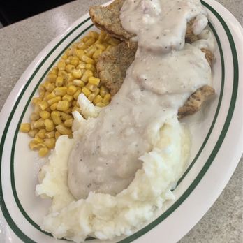 Johnny's Diner - Chicken fried steak with mashed potatoes and corn - Diners Near Me - Orlando, Florida