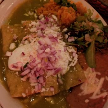Cafe El Tapatio - Enchilada plate - Mexican Near Me - Glenview, Illinois