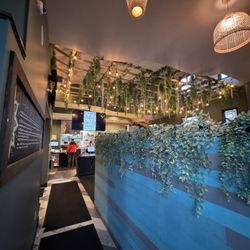 Thai Basil Express - Entryway