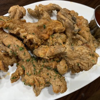 Life Bistro - Sweet & Spicy Fried Oyster Mushrooms - Vegan Near Me - Atlanta, Georgia Life Bistro - Sweet & Spicy Fried Oyster Mushrooms - Vegan Near Me - Atlanta, Georgia