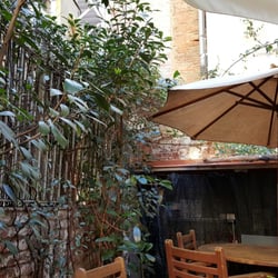 Mama's Cafe - The back patio