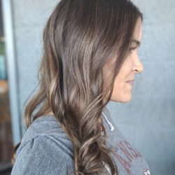 Salon A La Mode - Subtle sun kissed highlights.