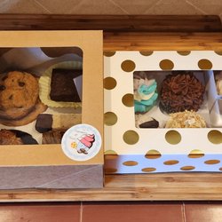 Sugar Free Cupcakery & Treats - The "Everything Pack"..... yep, it's one of EVERYTHING on my 2023 menu! All full-size: 6 Cupcakes, 2 Brownies and 5 Cookies.