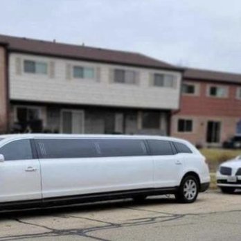 21 Car Service - Limos Near Me - Wheeling, Illinois