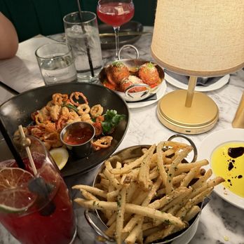 Zio's - Truffle fries, calamari - Italian Near Me - Las Vegas, Nevada