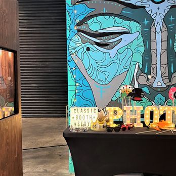 Classic Booth Rentals - Our photobooths are of high quality, featuring high-resolution cameras and touch screen interaction - Photo Booth Rentals Near Me - Chula Vista, California Classic Booth Rentals - Our photobooths are of high quality, featuring high-resolution cameras and touch screen interaction - Photo Booth Rentals Near Me - Chula Vista, California