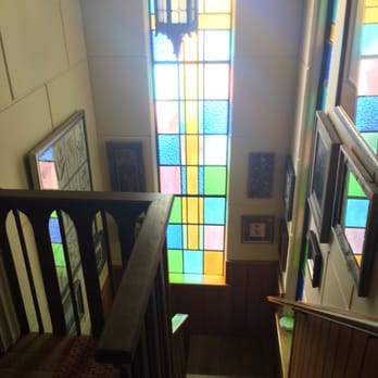 Two Room Inn - The stairway is beautiful! Very narrow, but beautiful. - Vacation Rentals Near Me - Nevada City, California Two Room Inn - The stairway is beautiful! Very narrow, but beautiful. - Vacation Rentals Near Me - Nevada City, California