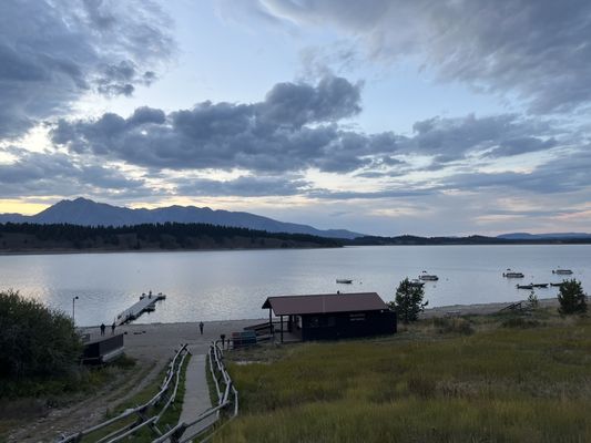 Signal Mountain Lodge by null