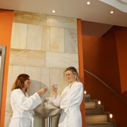 Lohengrin Therme - Trinkbrunnen - Saunabereich