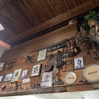 Round Up Pizza - Inside - Pizza Near Me - Cambria, California Round Up Pizza - Inside - Pizza Near Me - Cambria, California