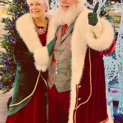 Brookfield Mufflers & Brakes - Keeping the Claus couple moving when the reindeer are off olayyon' games!