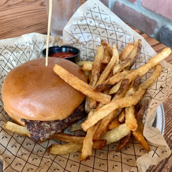 Blatt Beer & Table - Gastropubs Near Me - Omaha, Nebraska Blatt Beer & Table - Gastropubs Near Me - Omaha, Nebraska