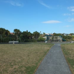 Eric Armshaw Reserve - Mean as little playground