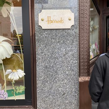 Harrods - Department Stores Near Me - London, XGL Harrods - Department Stores Near Me - London, XGL