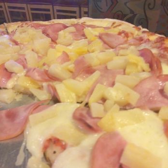 Zito's Pizza - Canadian bacon and pineapple - Pizza Near Me - Orange, California