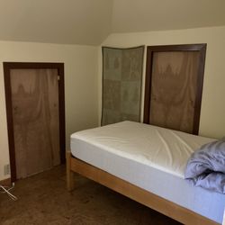 Salt Spring Centre - Triple room (#3)