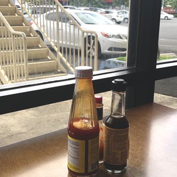 Max's Restaurant - Dillingham - Cody table view - Filipino Near Me - Honolulu, Hawaii