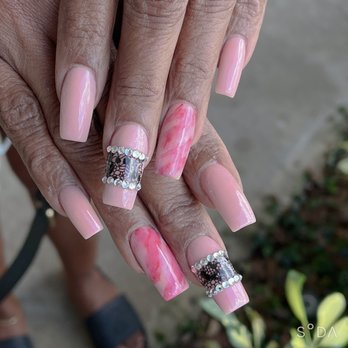 Absolute Nails Salon - Nail Salons Near Me - Winter Garden, Florida
