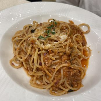 Café Veranda - Pasta Bolognese - Buffets Near Me - Tagaytay City, CAV Café Veranda - Pasta Bolognese - Buffets Near Me - Tagaytay City, CAV