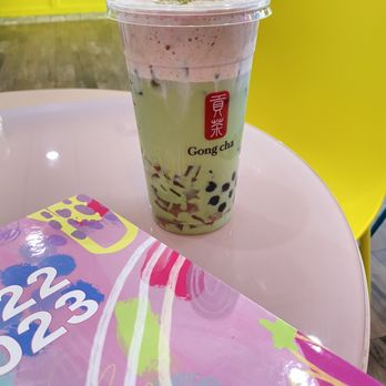 Gong Cha - Matcha w strawberry foam, peach stars, boba - Bubble Tea Near Me - Charlotte, North Carolina