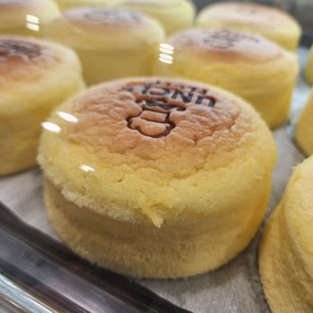 Uncle Fluffy - Ran down here to check it out! - Desserts Near Me - Riverside, California