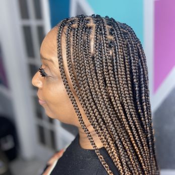 Chic Braids Atlanta - Knotless - Hair Stylists Near Me - Marietta, Georgia Chic Braids Atlanta - Knotless - Hair Stylists Near Me - Marietta, Georgia