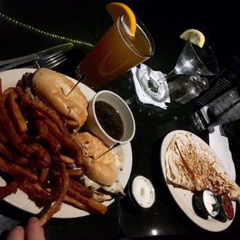 Telly's Place - Slam Dunk (au jus) and a Quesadilla - New American Near Me - Grosse Pointe Woods, Michigan Telly's Place - Slam Dunk (au jus) and a Quesadilla - New American Near Me - Grosse Pointe Woods, Michigan