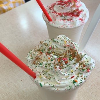 Blue Top Drive In - Eggnog shake - Burgers Near Me - Highland, Indiana