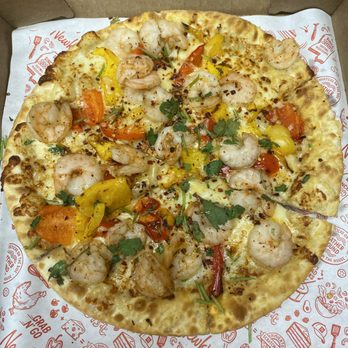 Newk's Eatery - Spicy Shrimp Pizza - Pizza Near Me - Shreveport, Louisiana
