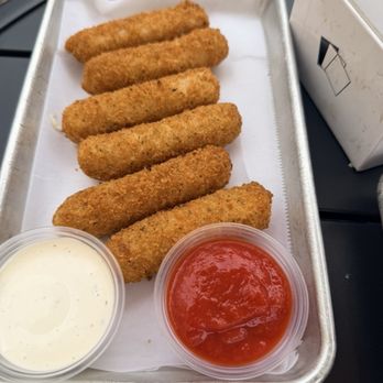 ManRock Brewing - Mozzarella sticks - Pizza Near Me - Grover Beach, California ManRock Brewing - Mozzarella sticks - Pizza Near Me - Grover Beach, California