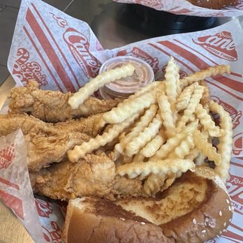 Raising Cane's Chicken Fingers - Chicken tender box. - Fast Food Near Me - Buford, Georgia