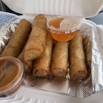 Malee's Kitchen - Eggrolls (3 Rolls) - Food Trucks Near Me - Fresno, California Malee's Kitchen - Eggrolls (3 Rolls) - Food Trucks Near Me - Fresno, California