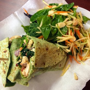 D’Todo Natural - Spinach Tortilla wrap side side salad. - Juice Bars & Smoothies Near Me - Bell, California