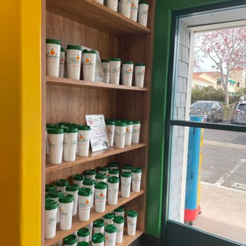 Blenders In the Grass - Juice Bars & Smoothies Near Me - Santa Barbara, California