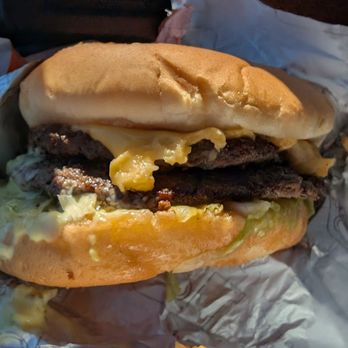 Dick's Drive-In - Deluxe burger - Fast Food Near Me - Kent, Washington Dick's Drive-In - Deluxe burger - Fast Food Near Me - Kent, Washington