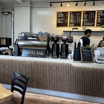 Espressito Cafe - Cafes Near Me - Clark, New Jersey