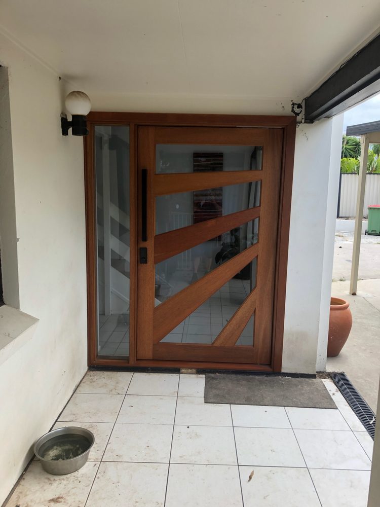 DOOR CITY Updated May 2024 122 Brisbane Rd, Labrador Queensland