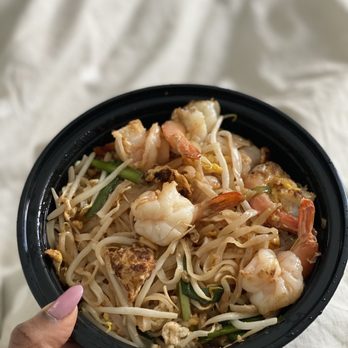 Soothr - Pad Thai - Thai Near Me - New York, New York