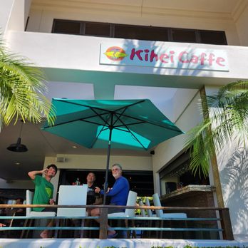 Kihei Caffe - Open air setting - Hawaiian Near Me - Kihei, Hawaii