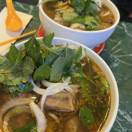 Bun bo hue Bun bo hue