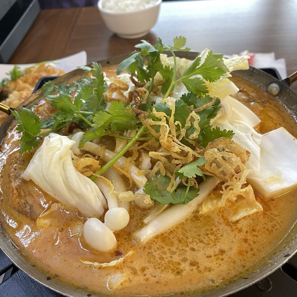 May Cafe - Hot pot: Creamy hot and sour with beef - Cafes Near Me - Lakewood, Washington May Cafe - Hot pot: Creamy hot and sour with beef - Cafes Near Me - Lakewood, Washington