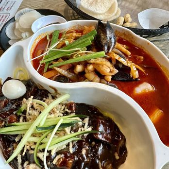 ZZamppong Zizon - Jjajangmyeon (Korean Black Bean Noodles) and Jjamppong (Korean Spicy Seafood Noodle Soup) combo, at Zampong Zizon in Duluth. - Korean Near Me - Duluth, Georgia