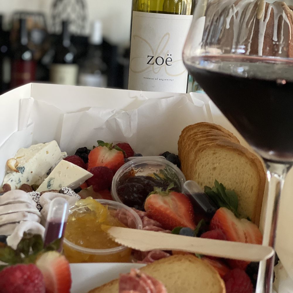 Amazing Graze - Paired Great with my wine - Cheese Shops Near Me Amazing Graze - Paired Great with my wine - Cheese Shops Near Me