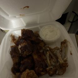 Yolanda's North - Wings