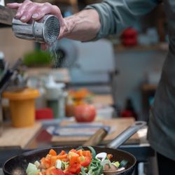 Boulevard 10 - Besser essen - Meal preparing