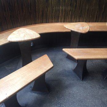 La Colombe SOHO - Small but cozy seating area sometimes gets hoppin' busy - Coffee & Tea Near Me - New York, New York