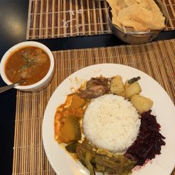 Chicken lunch rice and curry platter
